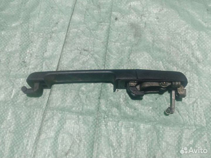 Ручка двери задняя левая Volkswagen Passat B3