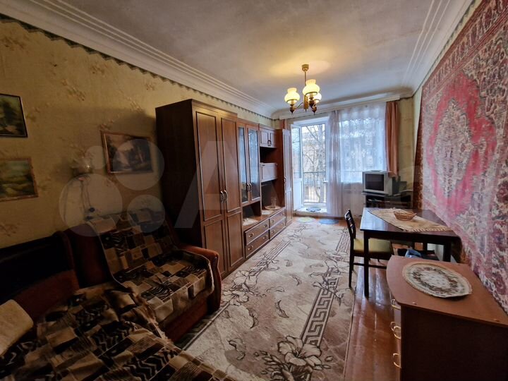2-к. квартира, 37 м², 3/3 эт.