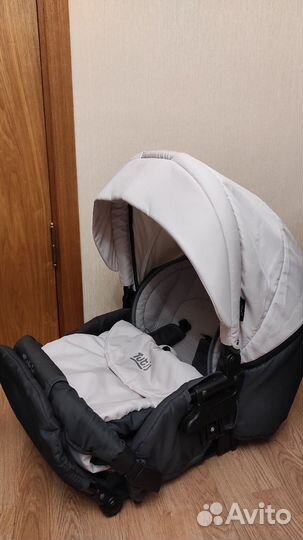 Коляска Tutis Zippy 2 в 1