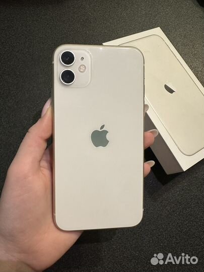 iPhone 11, 64 ГБ