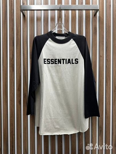 Лонгслив Essentials