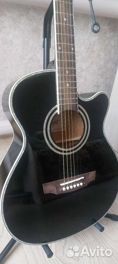 Гитара акустическая