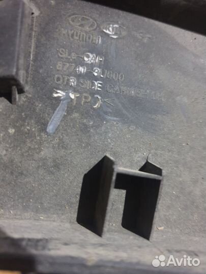 Накладка заднего крыла левого Kia Sportage 3 SL