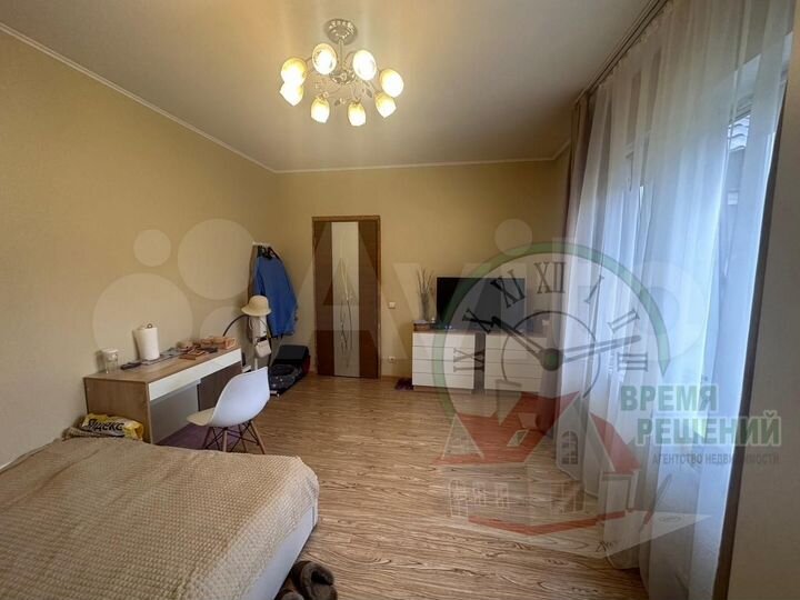 Дом 230,4 м² на участке 7,8 сот.