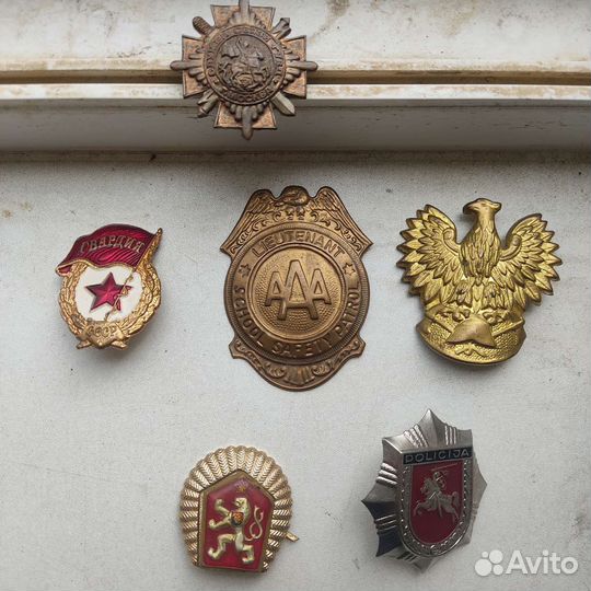 Значки, жетоны и кокарды редкие