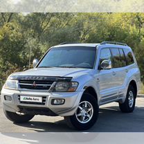 Mitsubishi Montero 3.5 AT, 2000, 220 000 км, с пробегом, цена 830 000 руб.