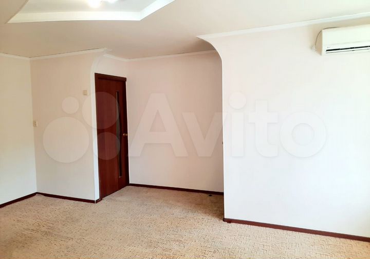 3-к. квартира, 56 м², 3/5 эт.