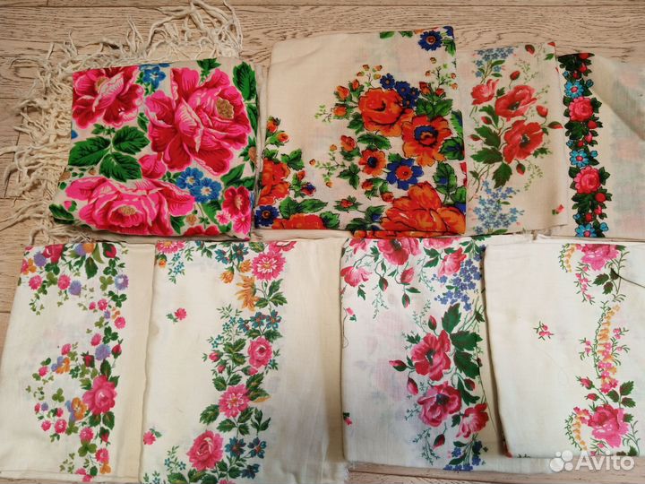 Отрезы ткани и платки из СССР