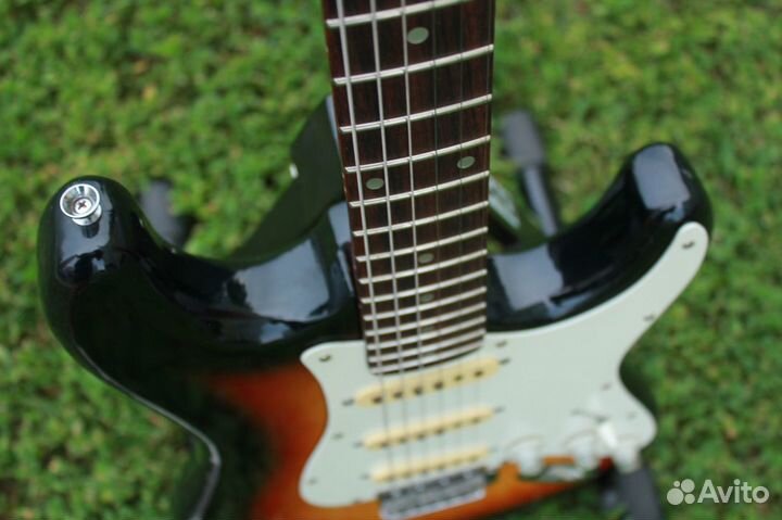 Электрогитара Roje Stratocaster Made In Japan