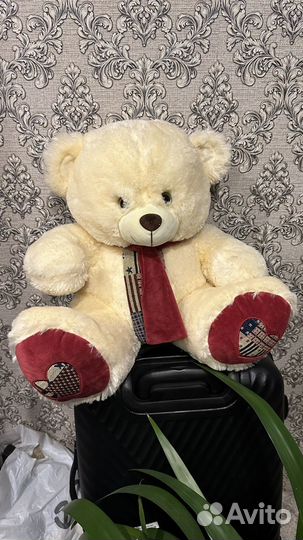 Плюшевый медведь