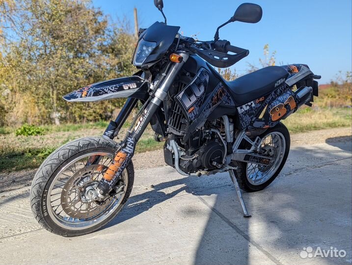 KTM 640