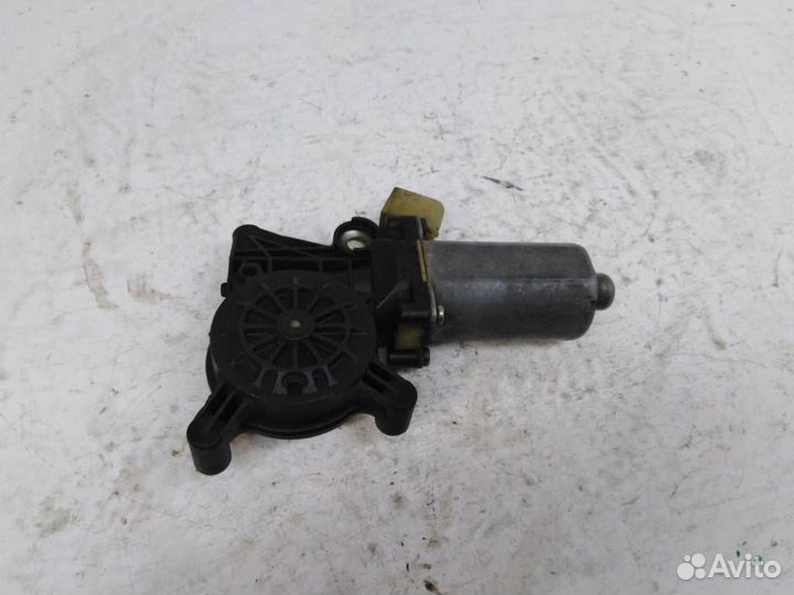 Моторчик переднего левого стеклоподъемника A208820