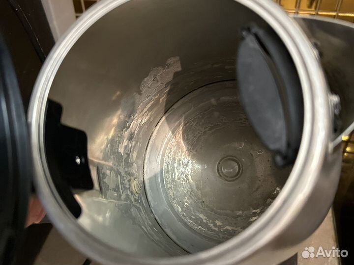 Чайник электрический Polaris