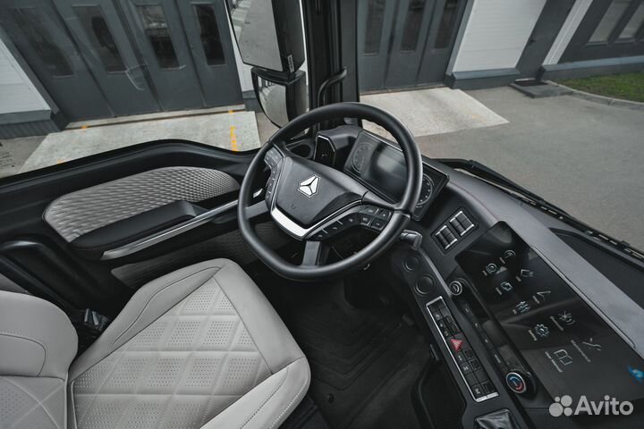 Sitrak C7H Max, 2023