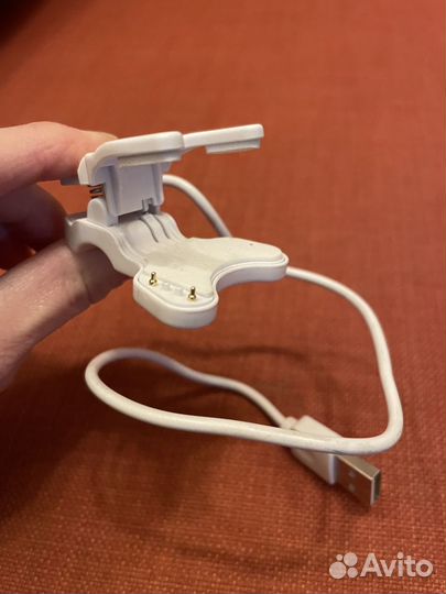 Кабель-прищепка для зарядки детских смарт-часов