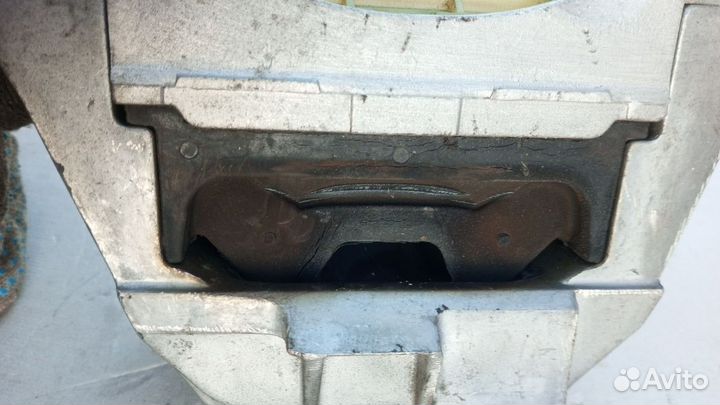 Опора двигателя правая Chevrolet Cruze 2012