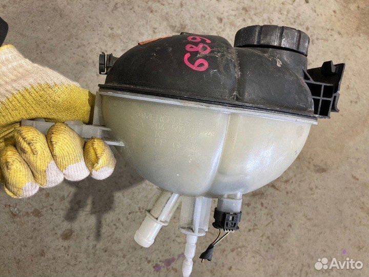 Бачок расширительный Mercedes-Benz C-Class W204