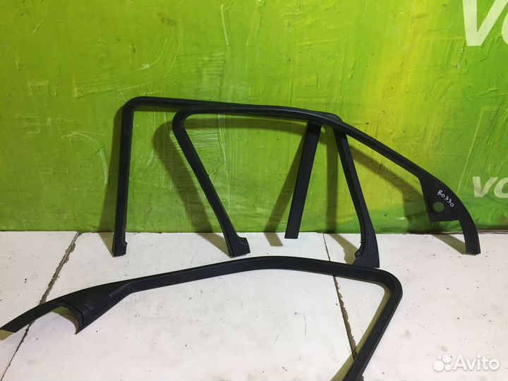 Накладка двери правой внутренняя BMW X5 E70