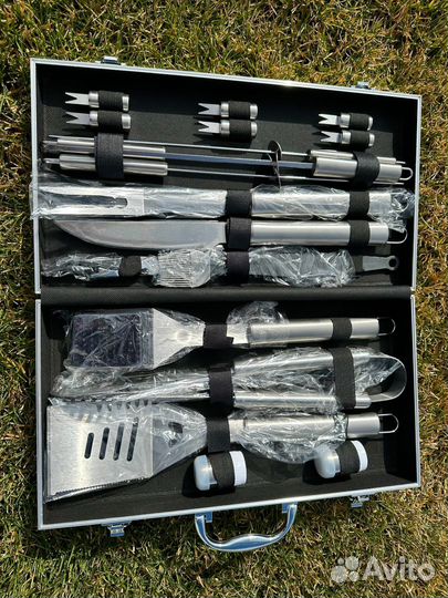 Набор барбекю гриль в кейсе 19 предметов