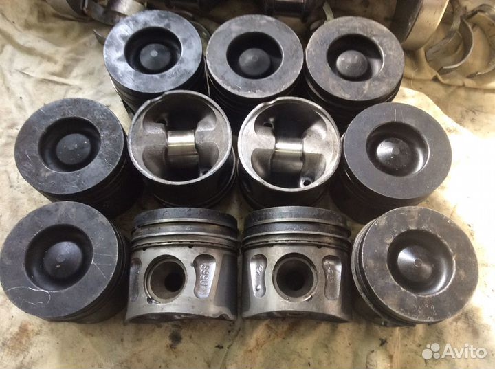 Поршень Ссанг енг SsangYong d20dtf/R дизель 671