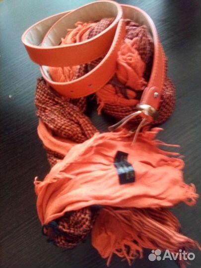 Ремни женские и шарф