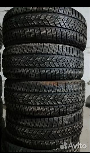 Pirelli Scorpion Winter 255/40 R22