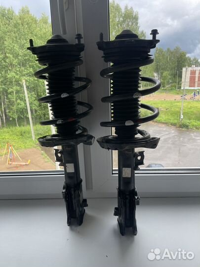 Амортизаторы передние Кіа Ceed 3 CD