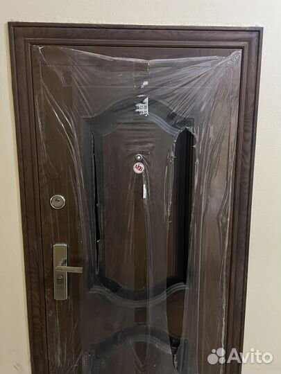 Дверь входная металлическая