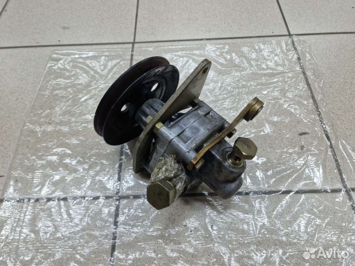 Насос гура Audi 80 B4/B3 2.3, 1.9, 1.8, 1.6 ZF