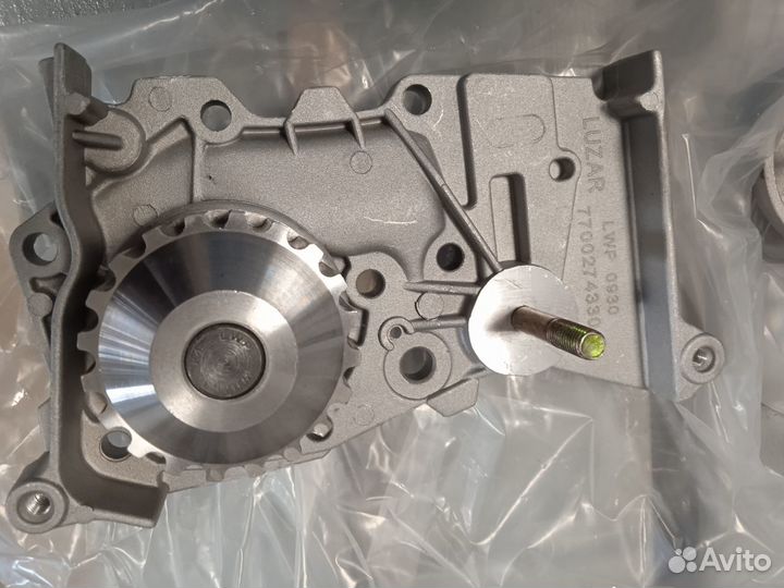 Помпа LADA Largus, Renault Logan новая