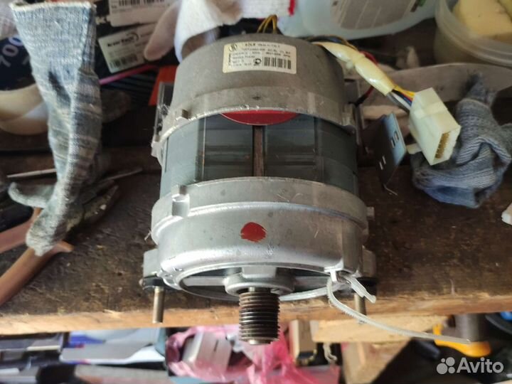 Двигататель стиральной машины