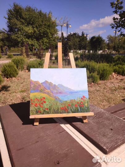 Крымский пейзаж горы море маки