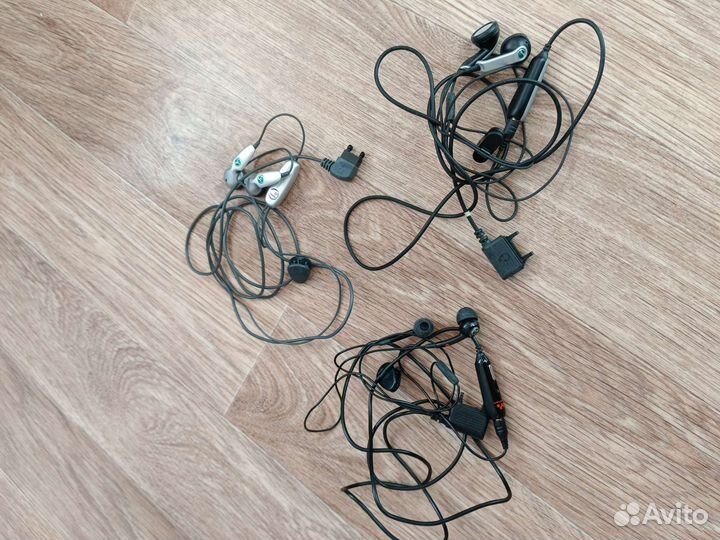 Наушники к телефону Sony Ericsson
