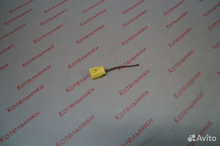 Nissan 98830-AY00A Разъем датчика подушки безопасн