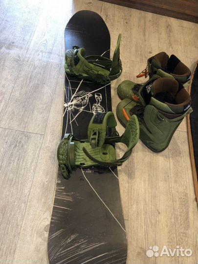 Сноуборд и боты