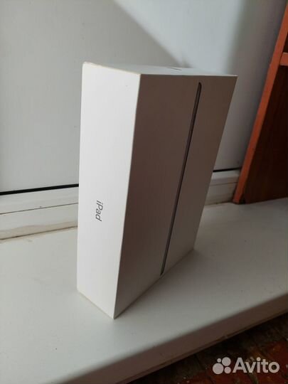 Коробка iPad 6th