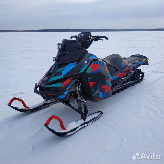 Ski-Doo Summit 800 E-Tec Fox/Skinz/RSI