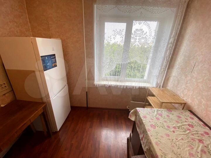 2-к. квартира, 54 м², 3/5 эт.