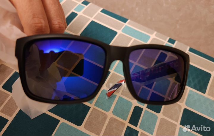 Солнцезащитные очки поляризационные новые
