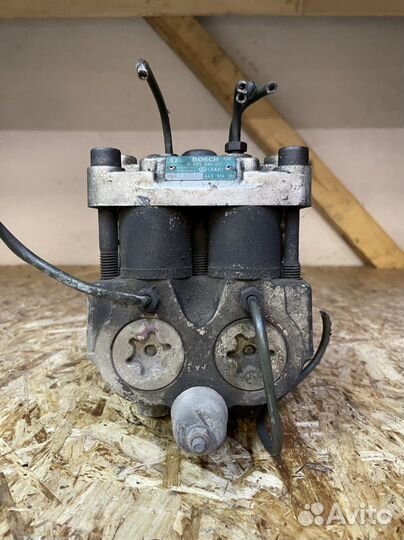 Блок ABS Audi 100 90 80 200