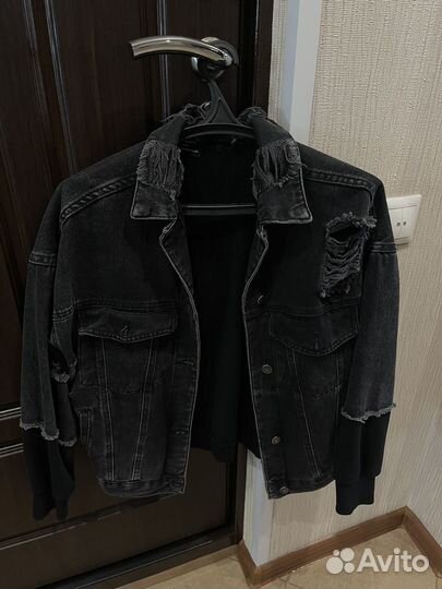 Джинсовая куртка