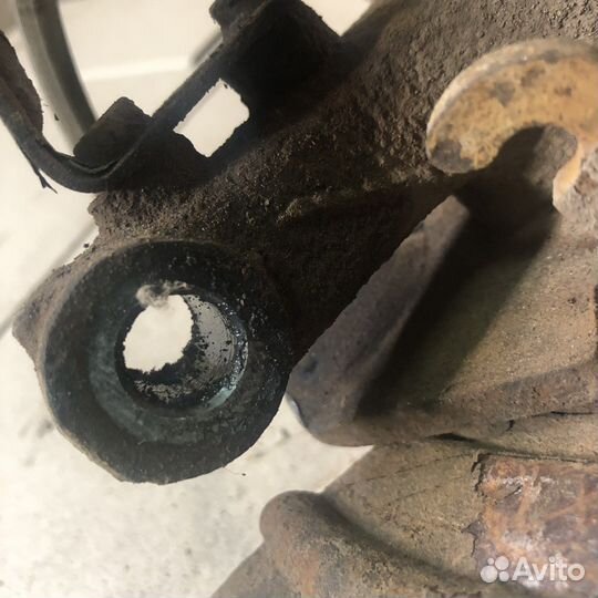 Задняя левая ступица Chery M11