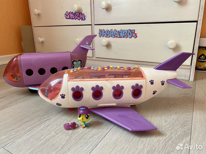 Littlest Pet Shop самолет