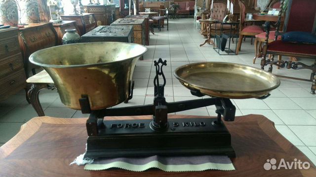 Старинные весы