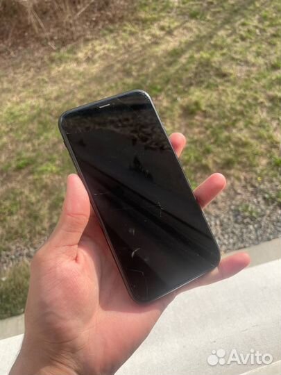 iPhone Xr, 64 ГБ