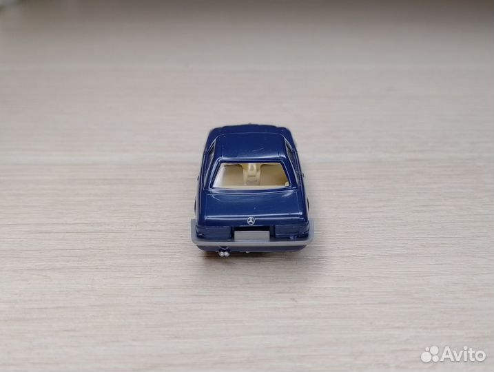 A29.4) Mercedes-Benz SLC350 (C107) 1971-1989 синий