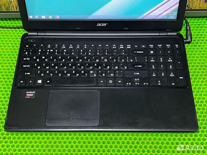 Ноутбук Acer E1 Core i3 для просмотра фильмов