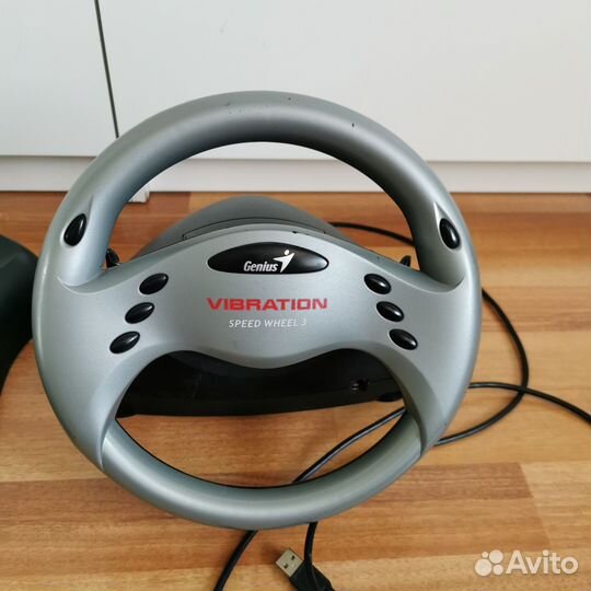 Игровой руль с педалями для пк