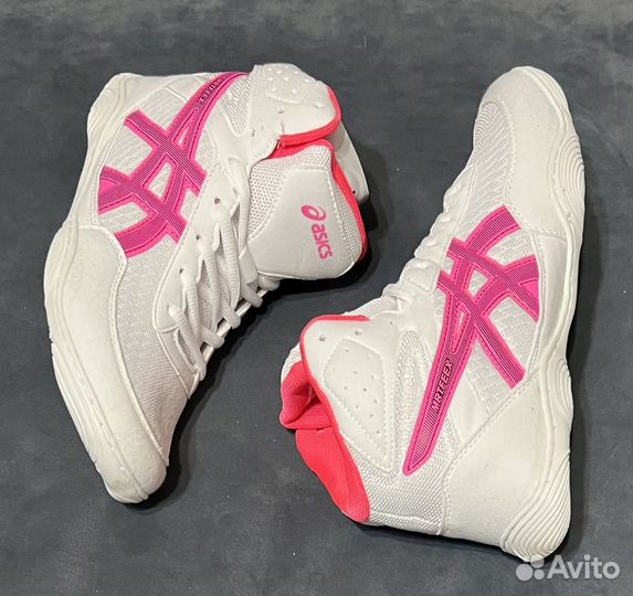 Борцовки asics новинка