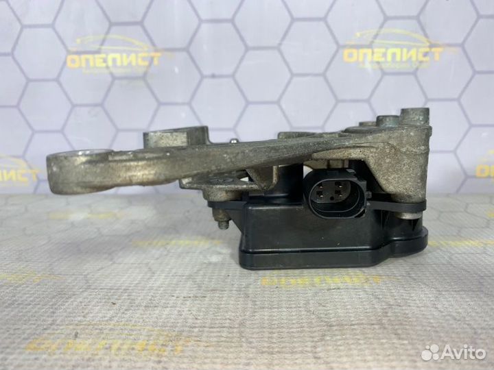 Датчик дроссельной заслонки Opel Vectra C Z19DTH